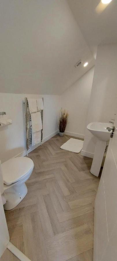 The Paget Suite Great Wyrley Ngoại thất bức ảnh